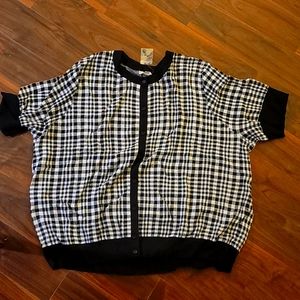 Woman Within - Short sleeve sweater. 4X (34/36). Brand new.